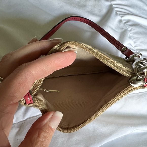 Coach mini - Picture 2 of 2